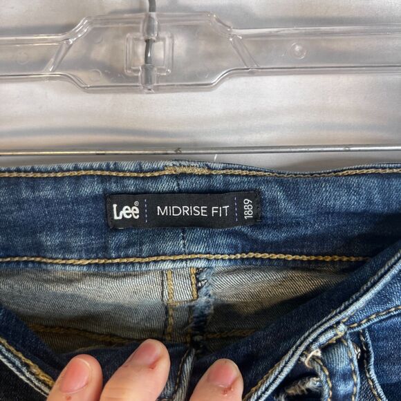 LEE Mid Rise Fit Mid Wash Straight Leg Denim Jeans Size 12S Embellished Pockets - Picture 6 of 8